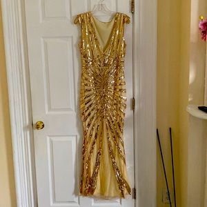 Metme Golden sequin prom dress